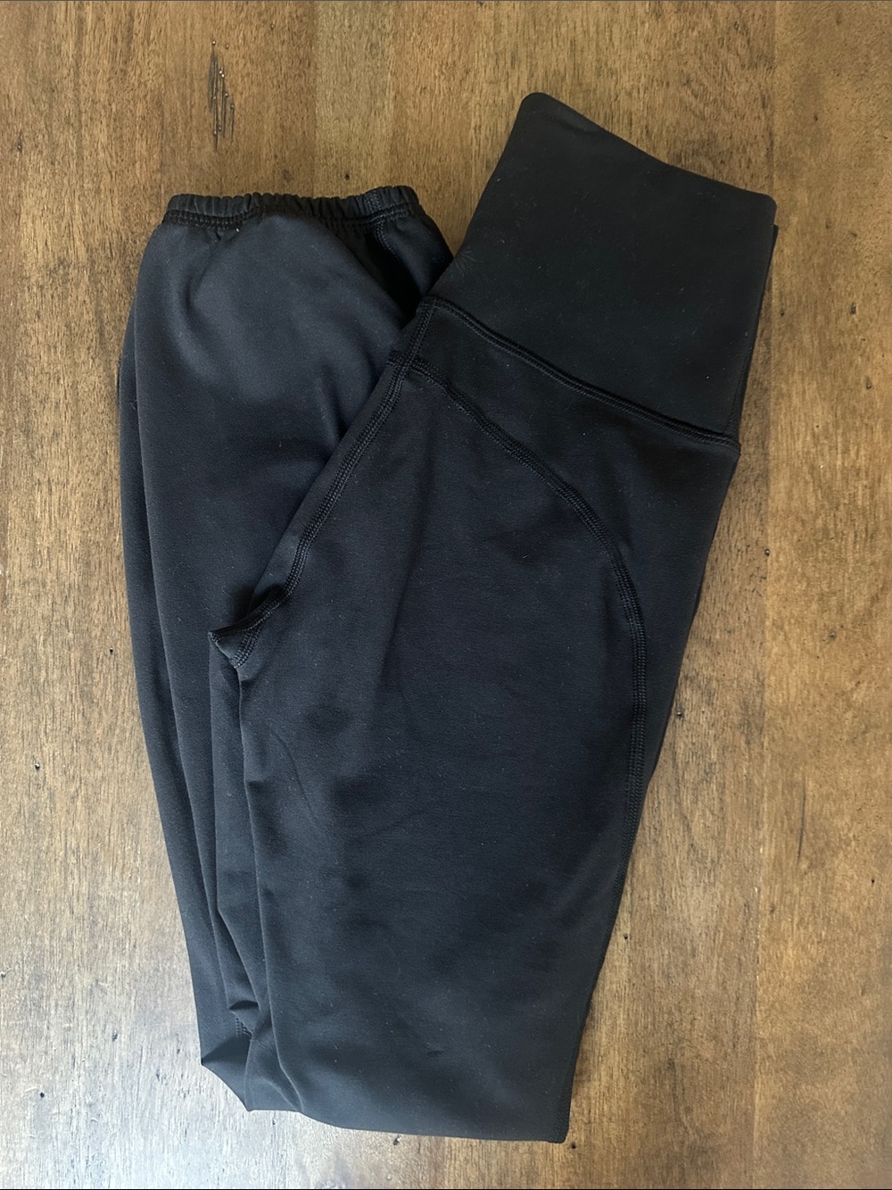 aerie Offline Women’s Black Pant with Cinched Ankles Size Small